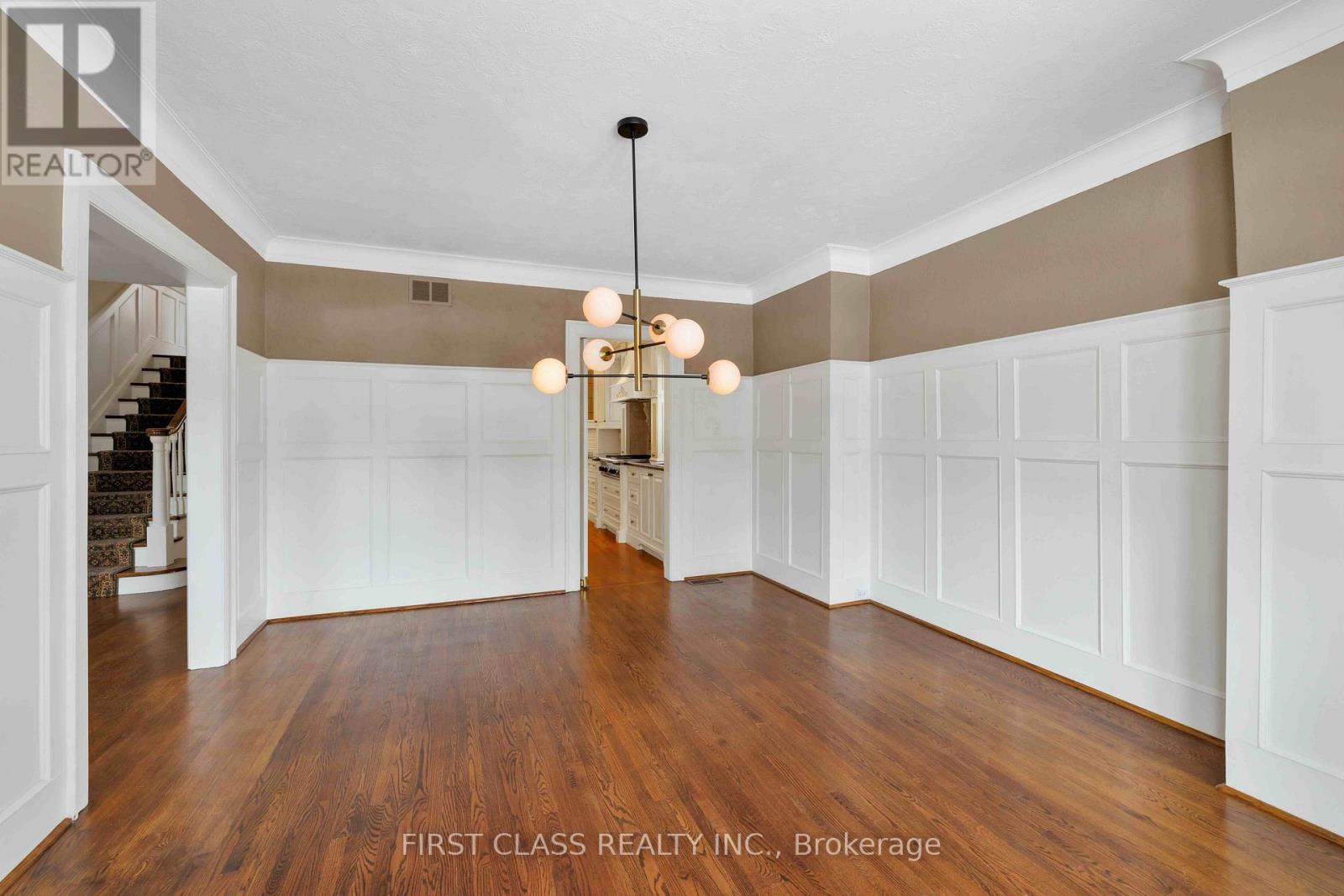 80 Douglas Drive, Toronto, Ontario  M4W 2B4 - Photo 4 - C13169784