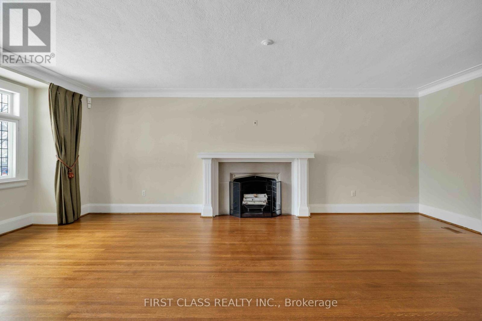 80 Douglas Drive, Toronto, Ontario  M4W 2B4 - Photo 5 - C13169784