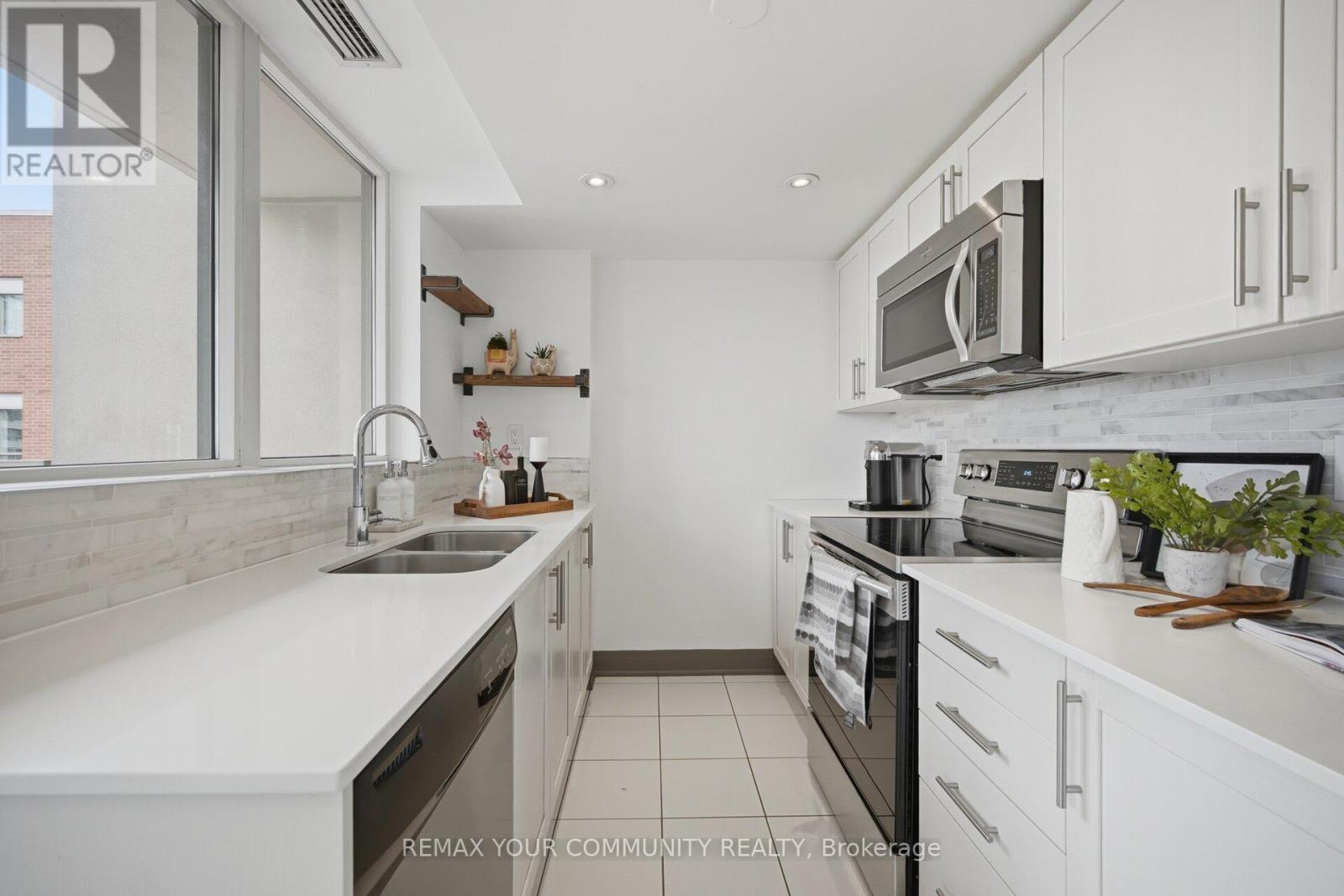 Ph1114 - 18 Merton Street, Toronto, Ontario  M4S 3G9 - Photo 12 - C13169836