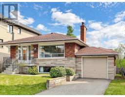 53 WEDGEWOOD DRIVE, Toronto, Ontario