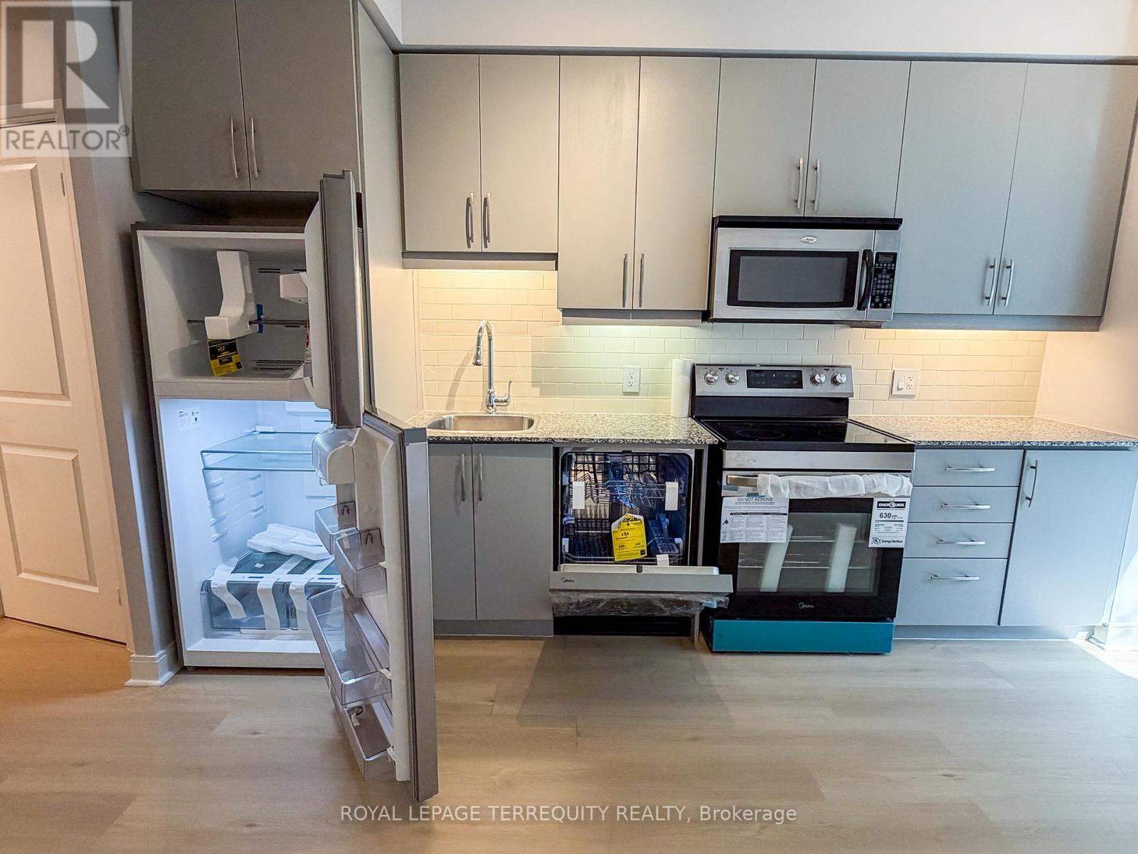 311 - 1 Scott Street, Toronto, Ontario  M5E 1A1 - Photo 4 - C13169932
