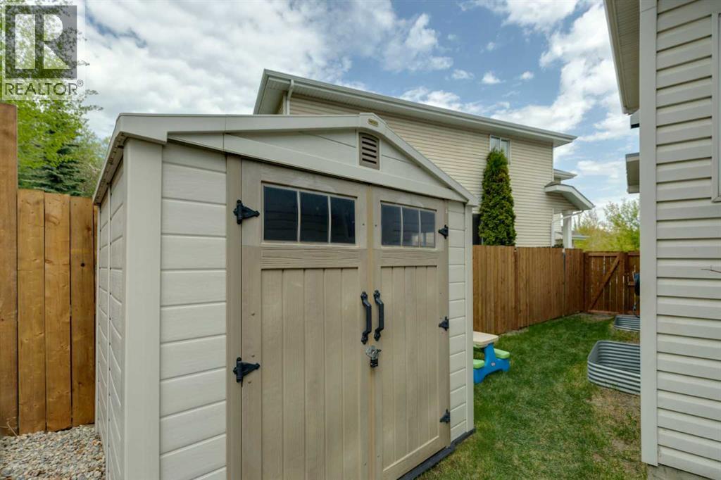 15 Valley Stream Manor Nw, Calgary, Alberta  T3B 5V9 - Photo 41 - A2307956