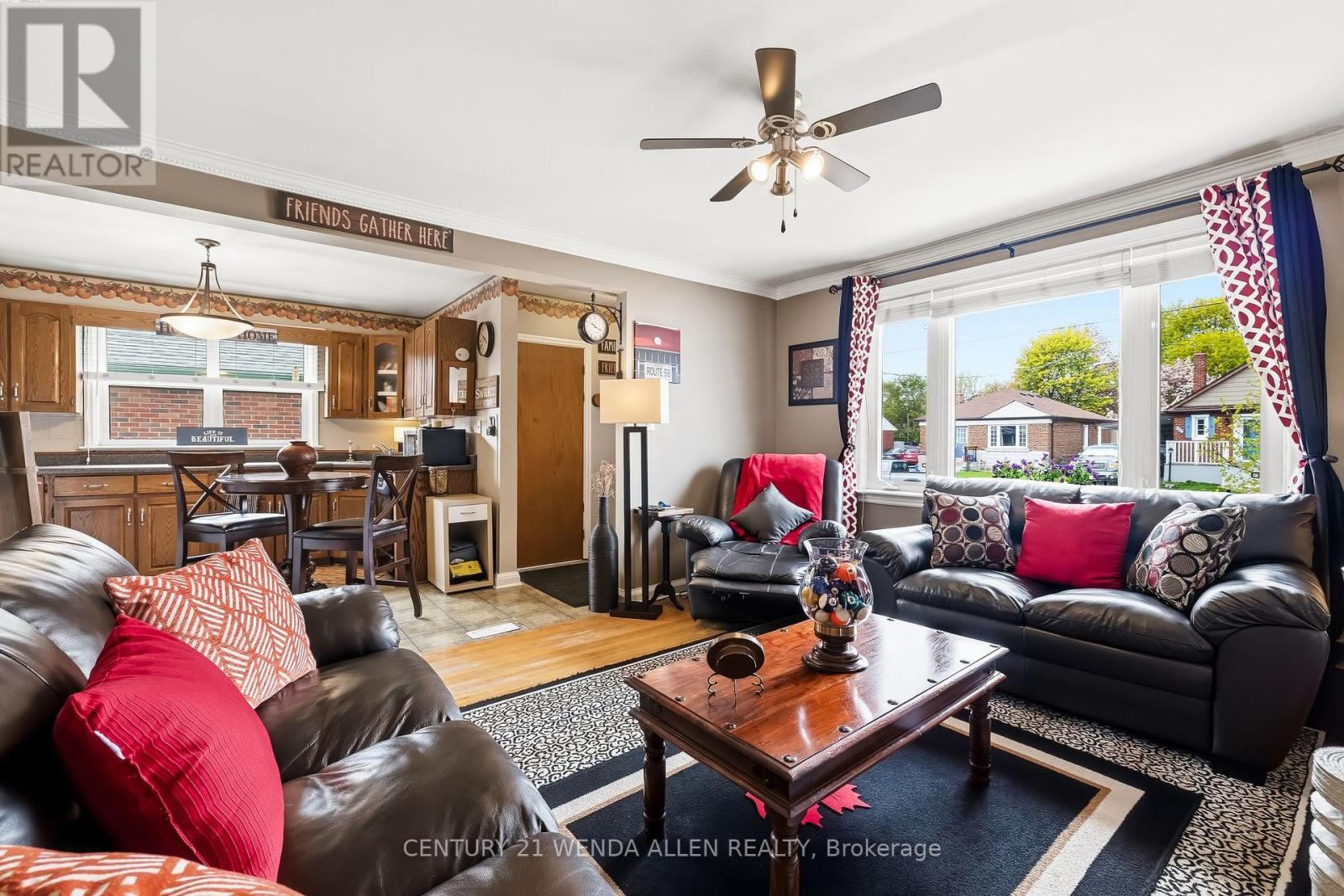 325 Highland Avenue, Oshawa, Ontario  L1H 6B1 - Photo 5 - E13169736