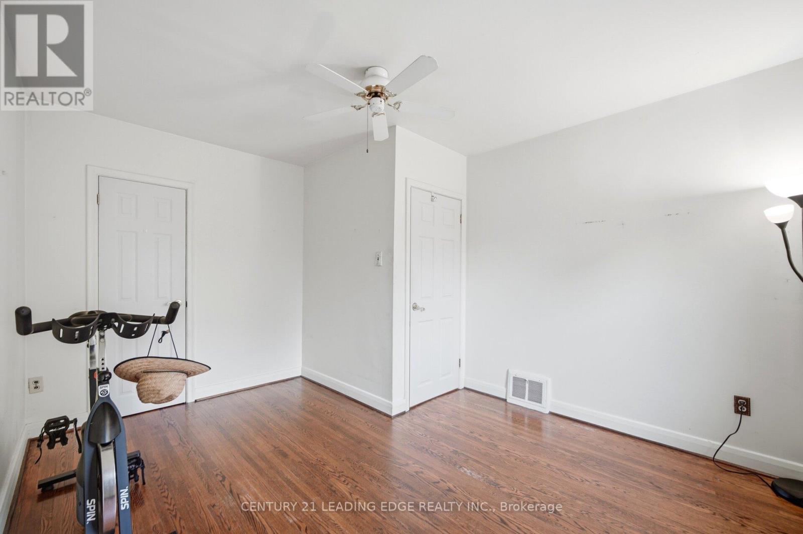 54 Lewiston Road, Toronto, Ontario  M1P 1X9 - Photo 15 - E13170032