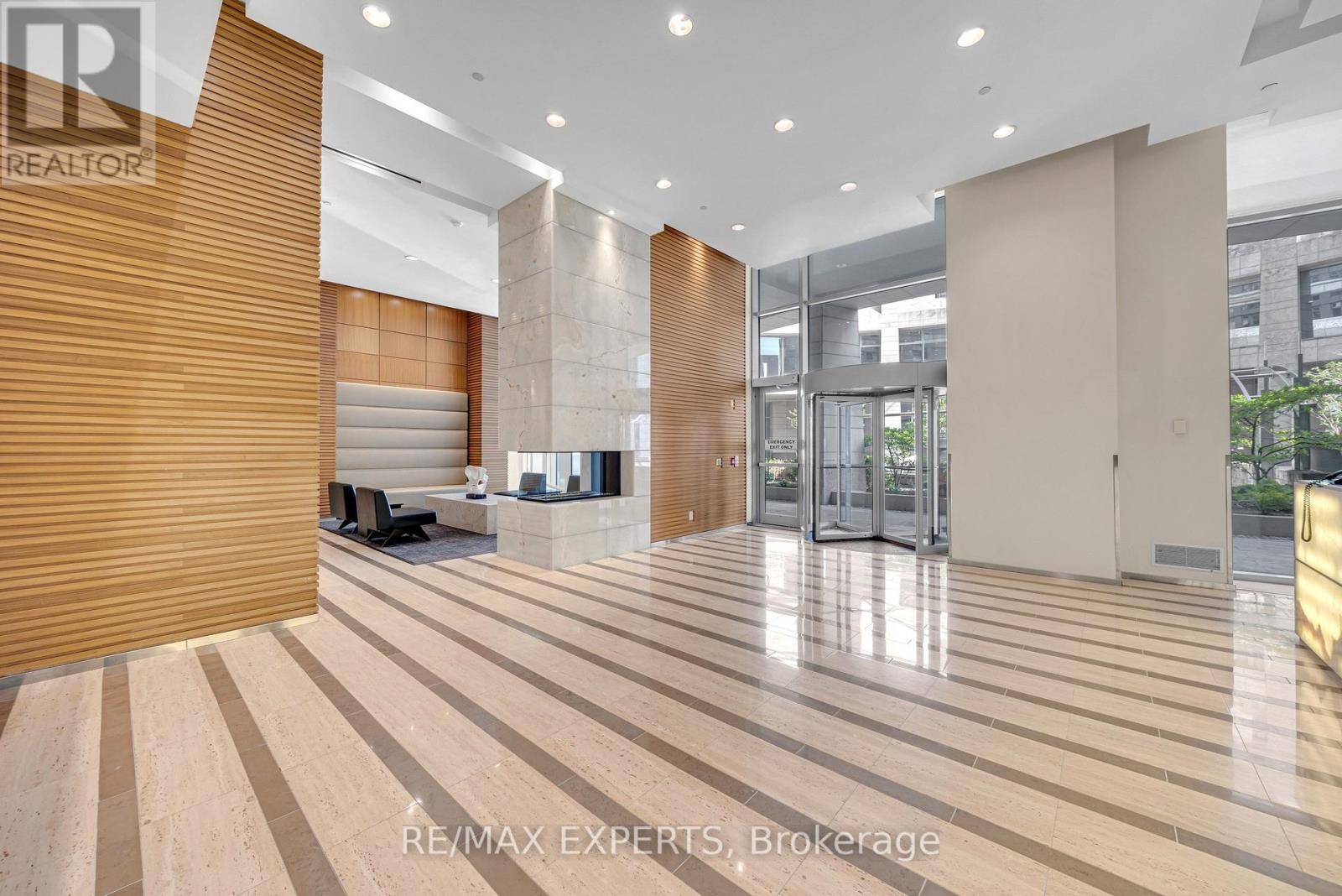 2304 - 2191 Yonge Street, Toronto, Ontario  M4S 3H8 - Photo 37 - C13151310