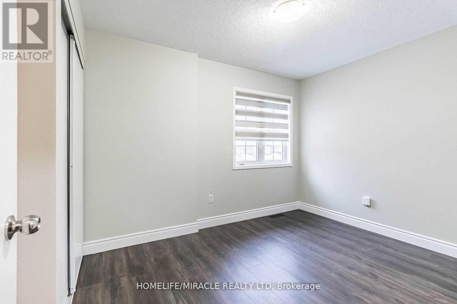 Upper - 17 Roadmaster Lane, Brampton, Ontario  L7A 3A9 - Photo 2 - W13168786
