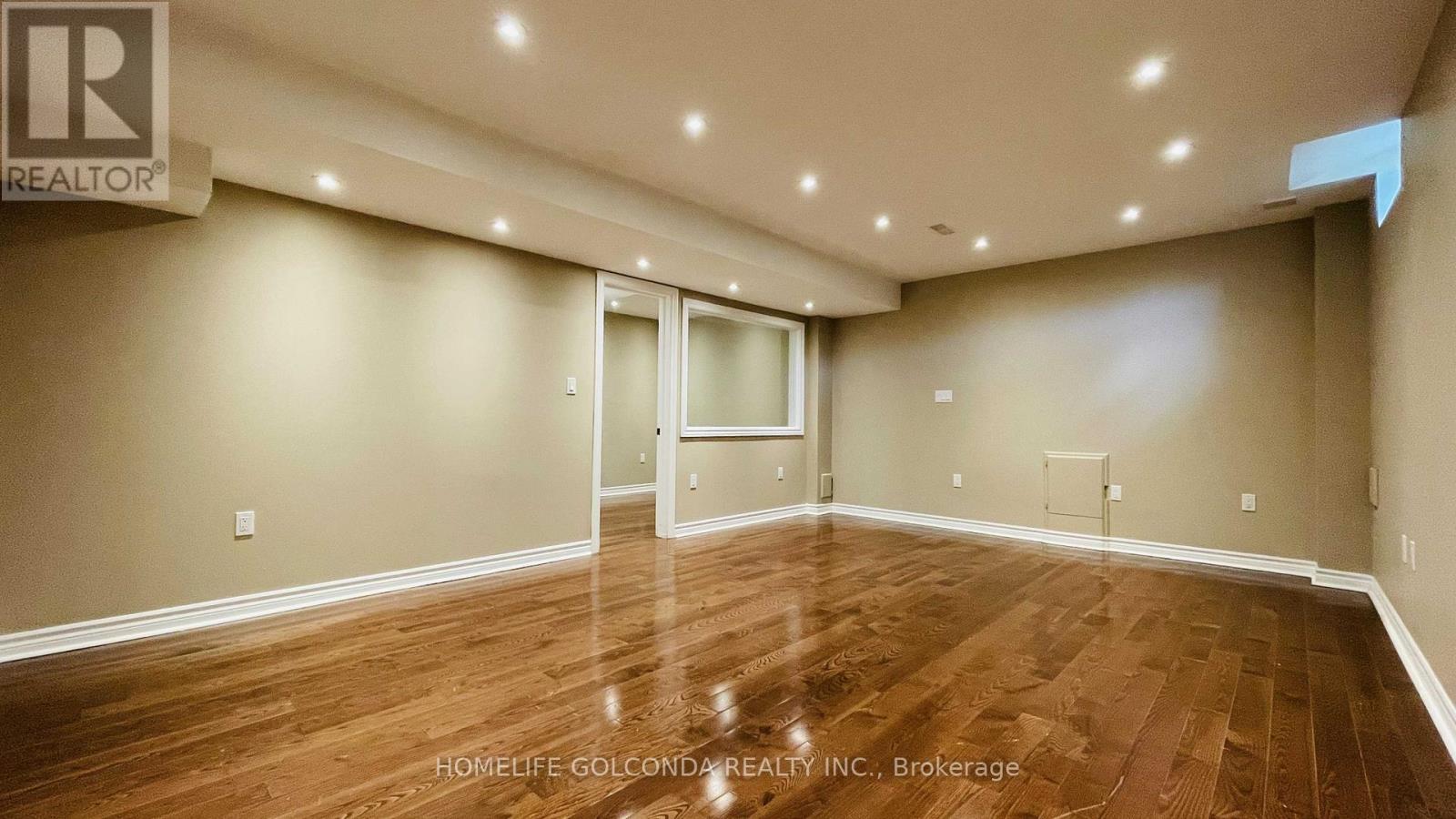 Lower - 110a Bond Crescent, Richmond Hill, Ontario  L4E 3L1 - Photo 15 - N13169828