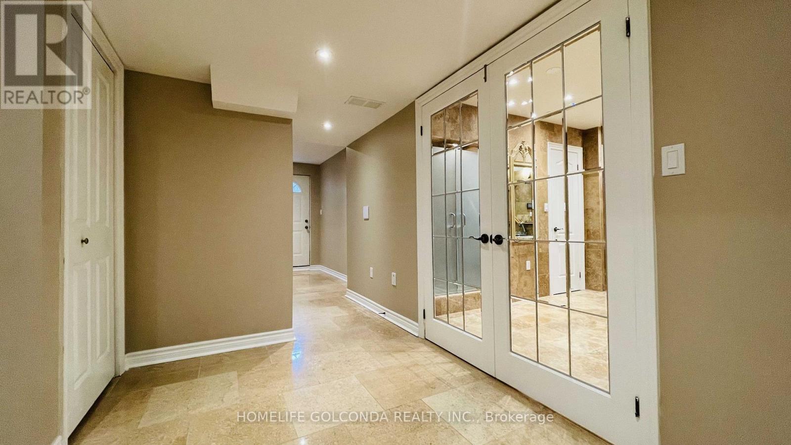 Lower - 110a Bond Crescent, Richmond Hill, Ontario  L4E 3L1 - Photo 6 - N13169828