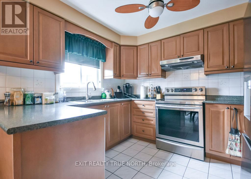 53 Etherington Crescent, Barrie, Ontario  L4N 6Z4 - Photo 11 - S13169744
