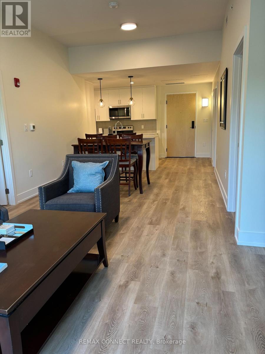 310 - 121 Mary Street, Clearview, Ontario  L0M 1G0 - Photo 3 - S13169964