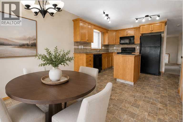 60 Vickers Close, Red Deer, Alberta T4R 0E6 - Photo 9 - A2307326