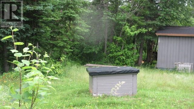 Photo 33
