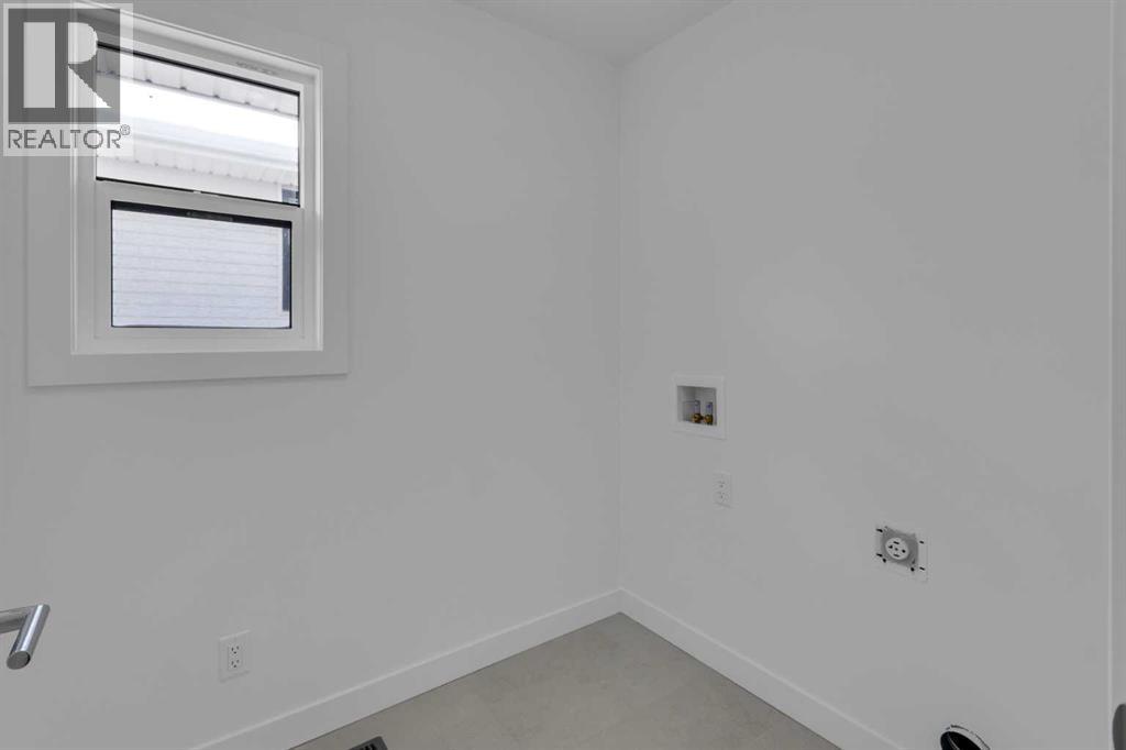 137 Copperhead Road Se, Calgary, Alberta  T2Z 5G9 - Photo 28 - A2304636