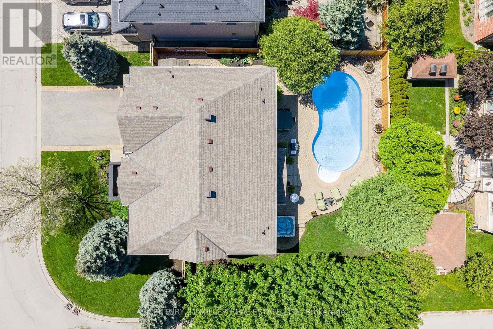 3122 Saddleworth Crescent, Oakville, Ontario  L6M 0A8 - Photo 2 - W13169774