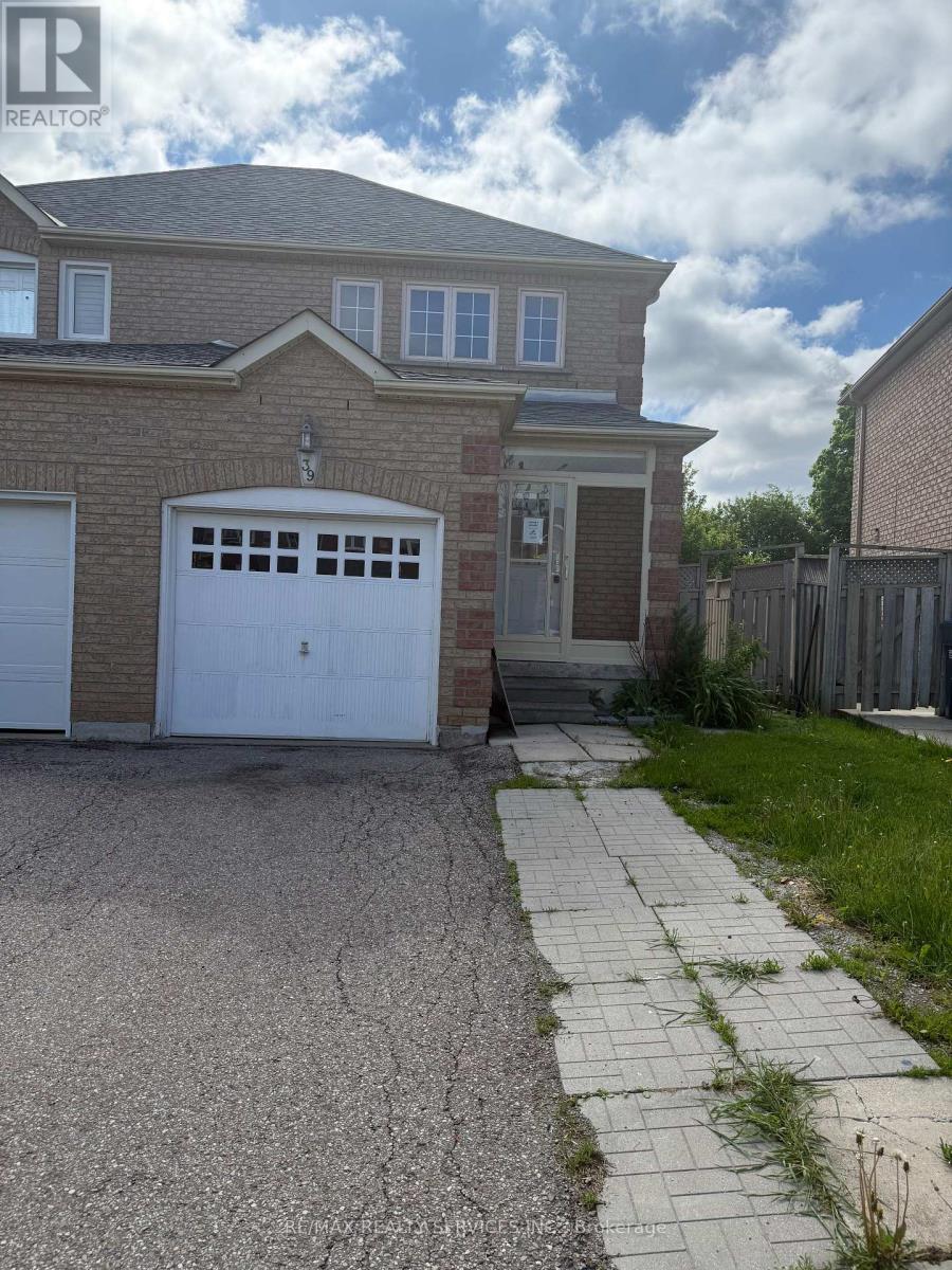 39 CARUSO DRIVE, Brampton, Ontario