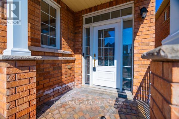 3085 Doyle Street, Mississauga, Ontario  L5M 0N2 - Photo 3 - W13169810