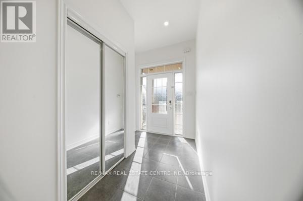 3085 Doyle Street, Mississauga, Ontario  L5M 0N2 - Photo 5 - W13169810