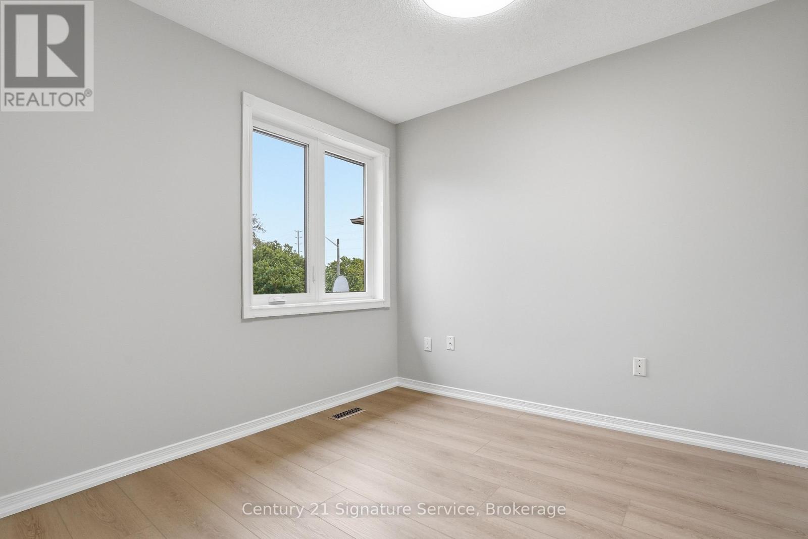 3811 Densbury Drive, Mississauga, Ontario  L5N 6Z3 - Photo 22 - W13169884