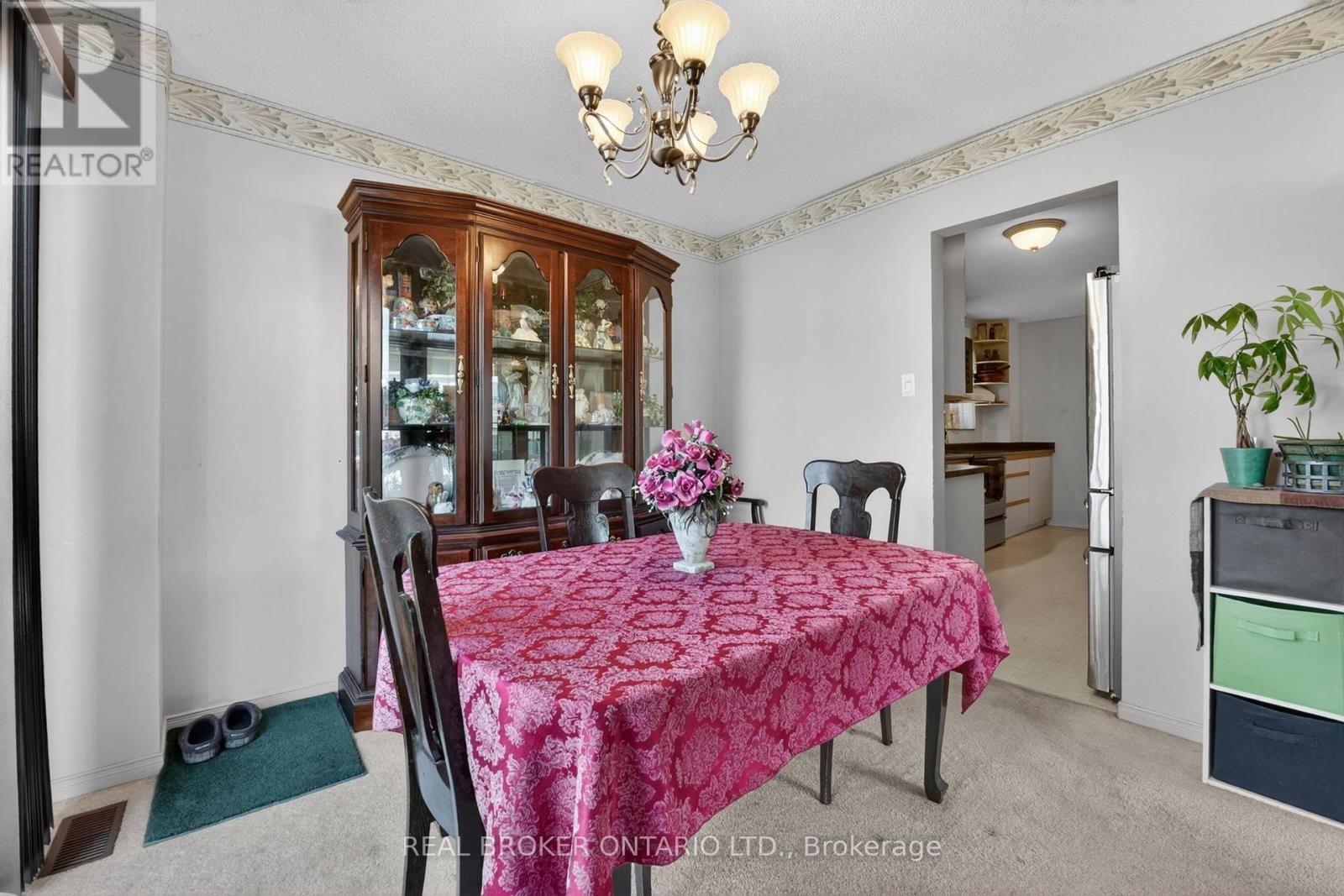 3202 Shadetree Drive, Mississauga, Ontario  L5N 6P4 - Photo 14 - W13169902
