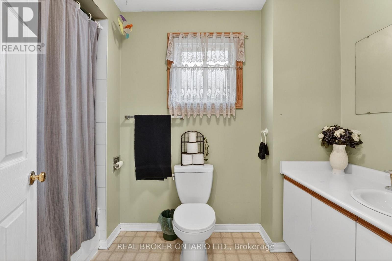 3202 Shadetree Drive, Mississauga, Ontario  L5N 6P4 - Photo 28 - W13169902