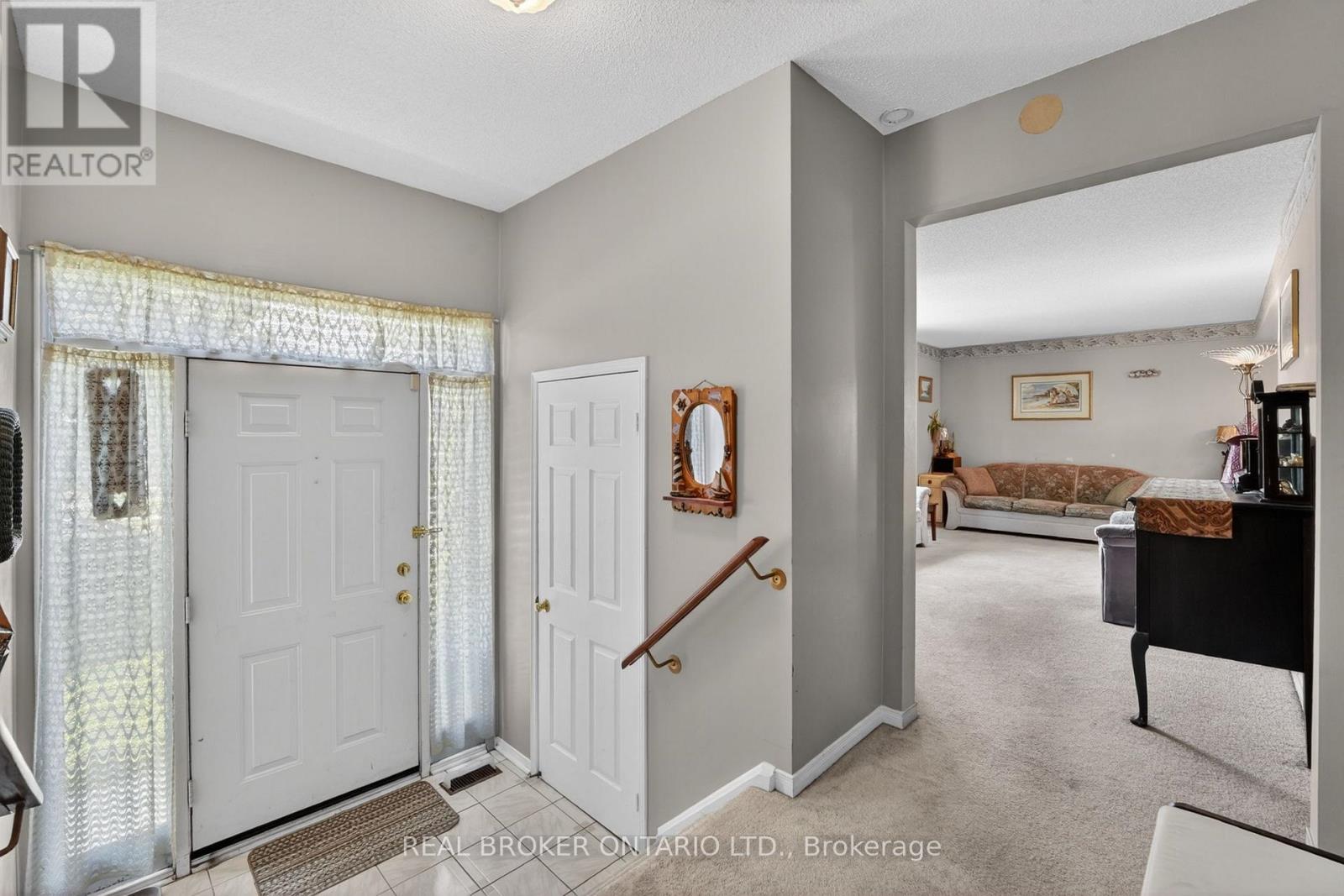 3202 Shadetree Drive, Mississauga, Ontario  L5N 6P4 - Photo 5 - W13169902
