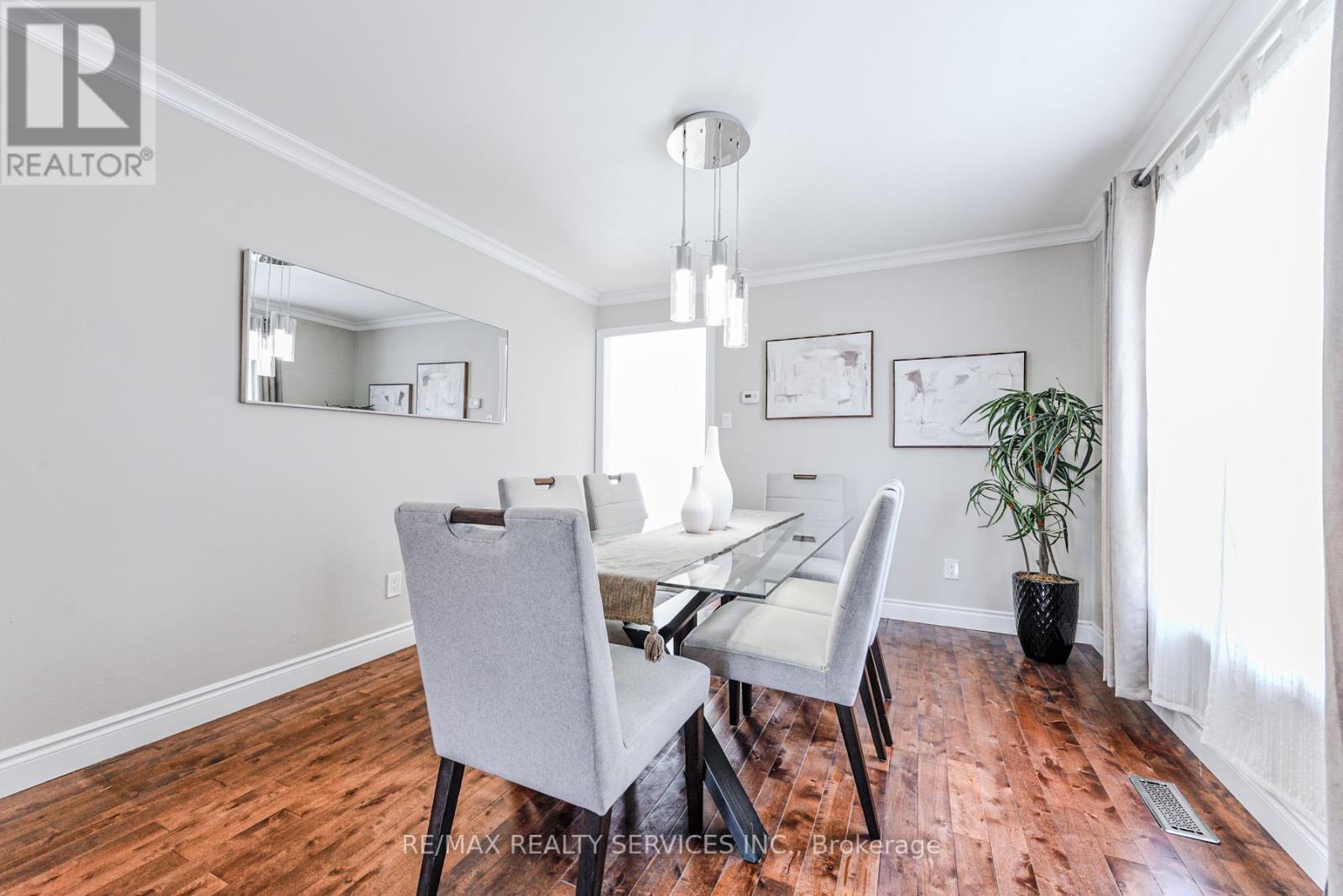 10 St Mark Place, Brampton, Ontario  L6X 3W5 - Photo 17 - W13169934