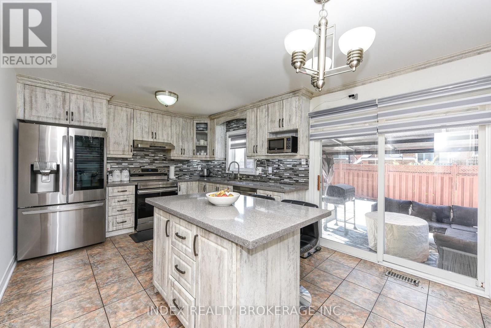 54 Dwellers Road, Brampton, Ontario  L6X 5C1 - Photo 9 - W13169978