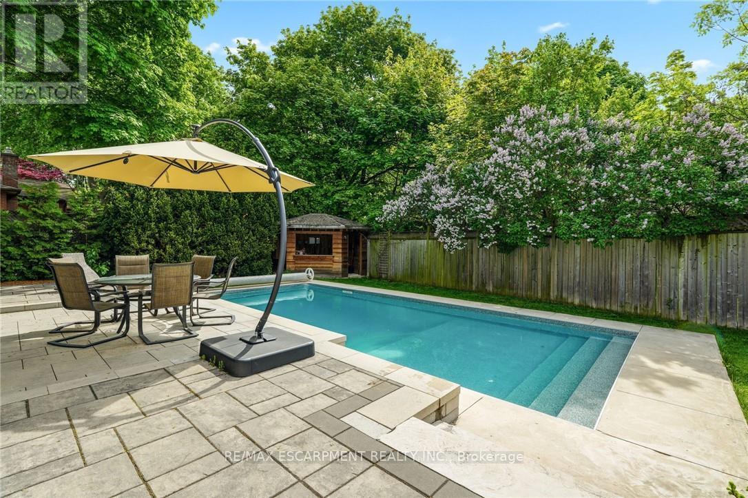 2074 Rebecca Street, Oakville, Ontario  L6L 2A2 - Photo 4 - W13170006