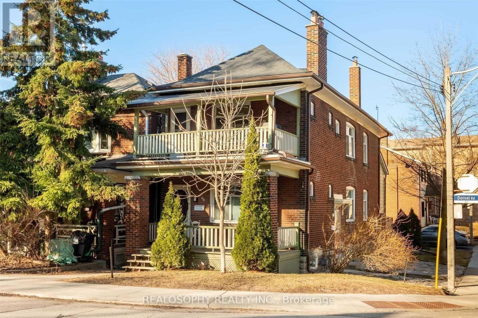 66 DORVAL DRIVE, Toronto, Ontario