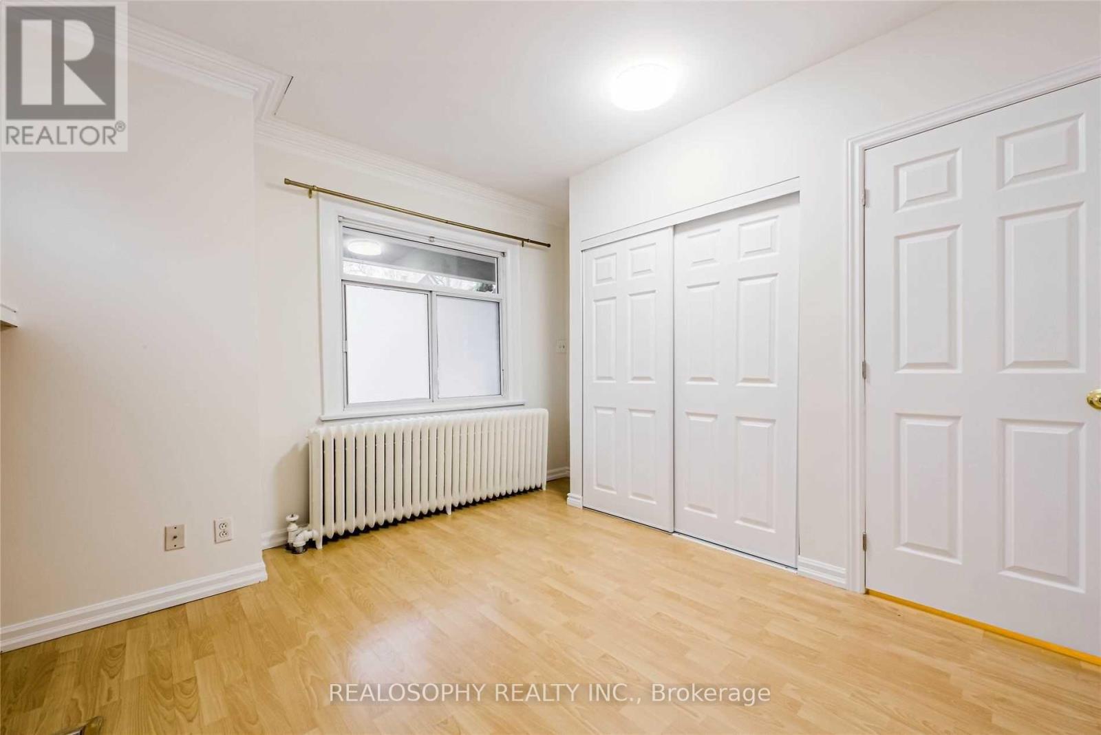66 Dorval Drive, Toronto, Ontario  M6P 2B6 - Photo 10 - W13170020