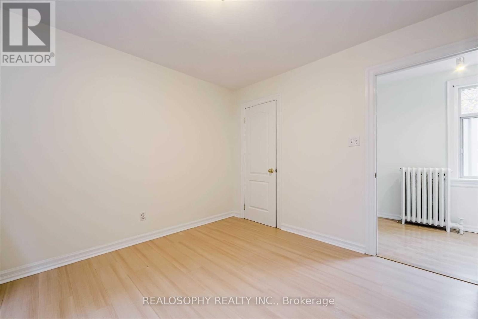 66 Dorval Drive, Toronto, Ontario  M6P 2B6 - Photo 8 - W13170020