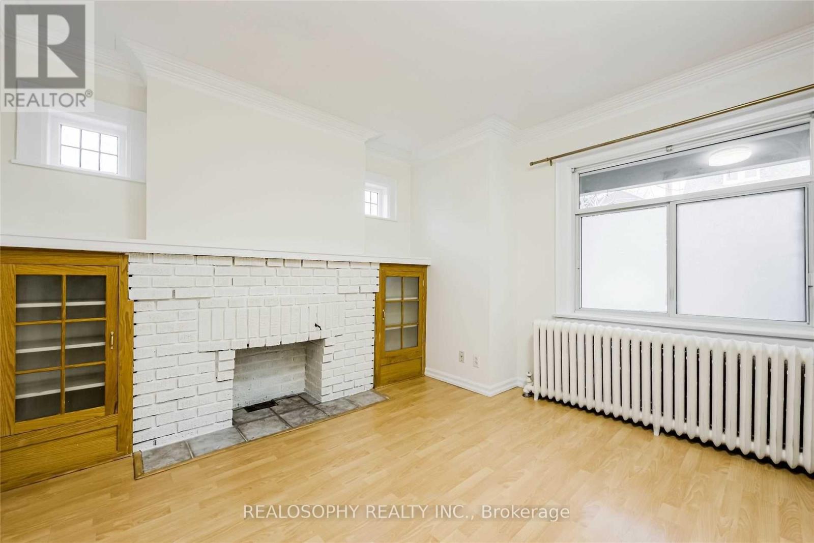 66 Dorval Drive, Toronto, Ontario  M6P 2B6 - Photo 9 - W13170020