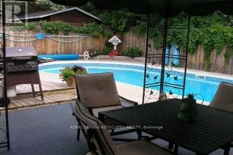 30 Madrid Crescent, Brampton, Ontario  L6S 2X4 - Photo 7 - W13170024