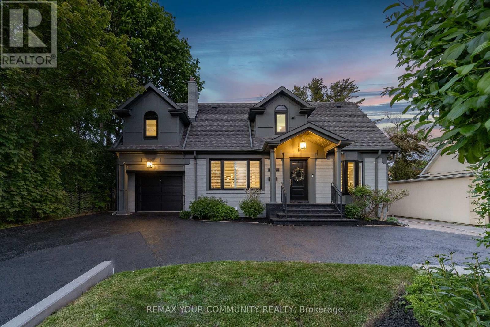 1445 ISLINGTON AVENUE, Toronto, Ontario