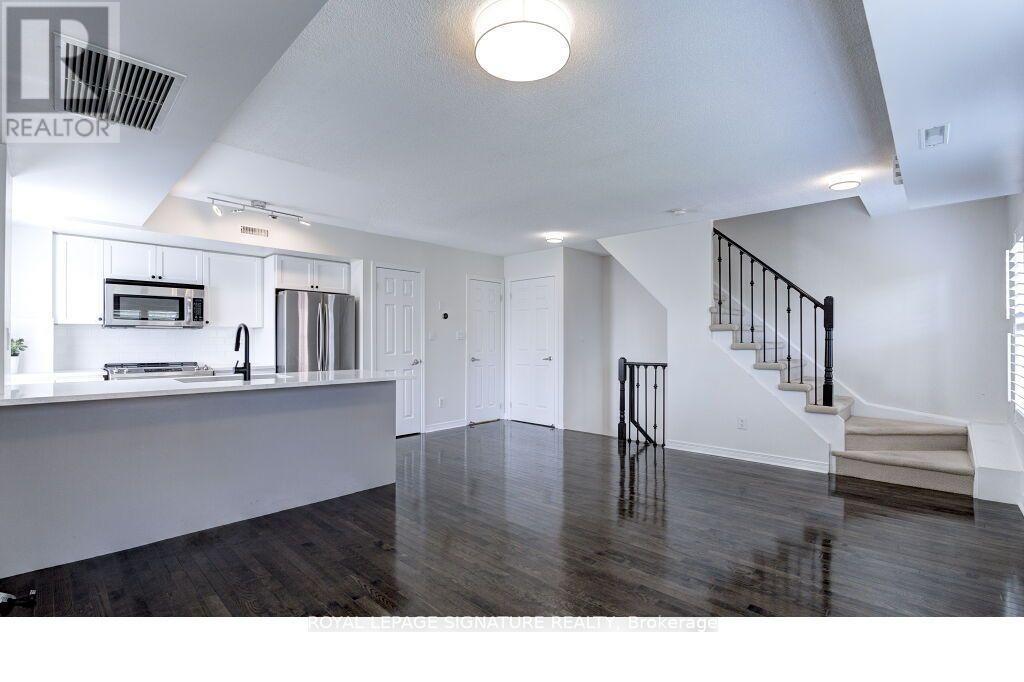231 - 25 Turntable Crescent, Toronto, Ontario  M6H 4K8 - Photo 18 - W13170072