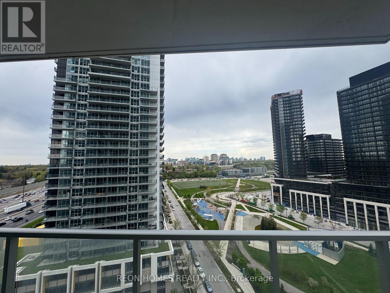 1603 - 115 Mcmahon Drive, Toronto, Ontario  M2K 0E3 - Photo 3 - C13150524
