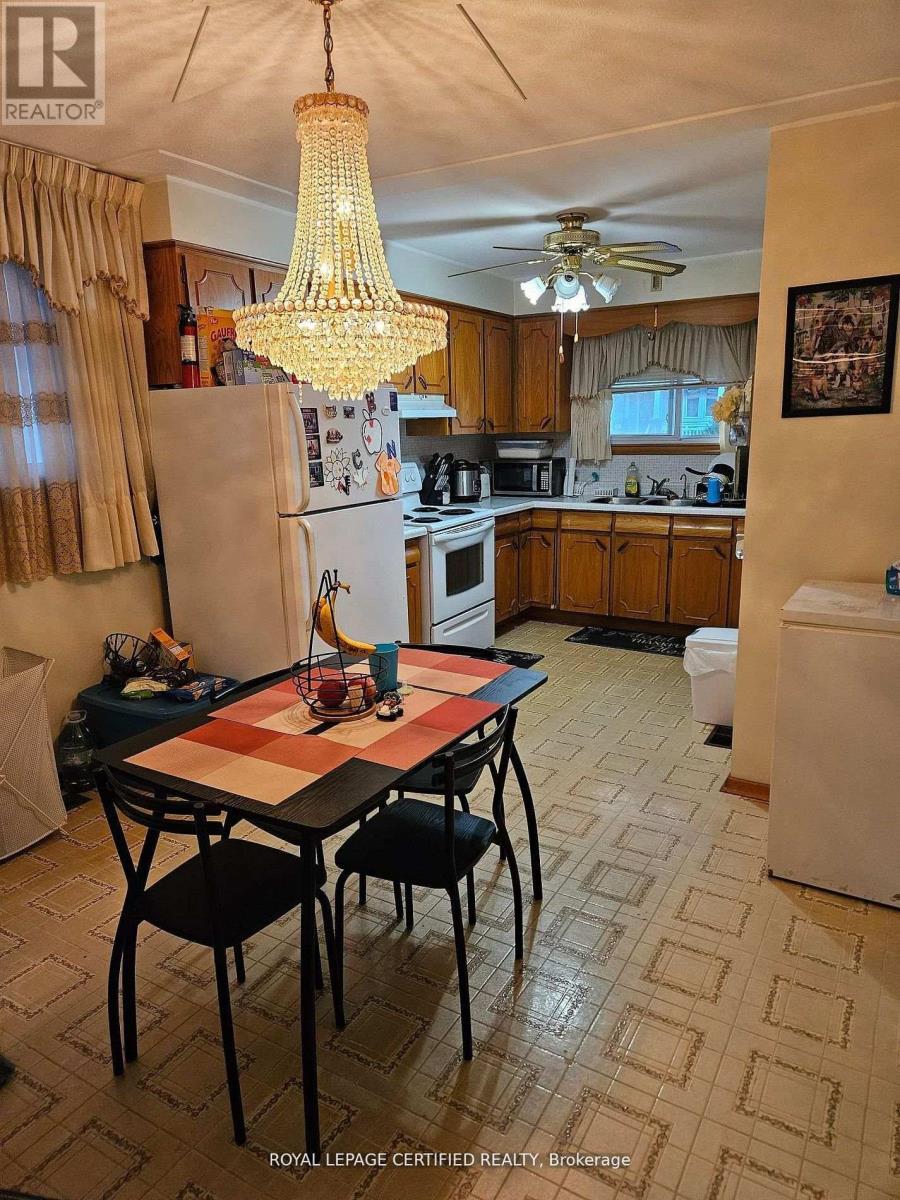 Main - 197 Craigroyston Road, Hamilton, Ontario  L8K 3K2 - Photo 6 - X13169802