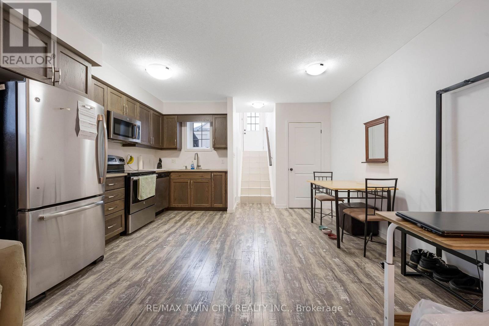 24d - 388 Old Huron Road, Kitchener, Ontario N2R 0J5 - Photo 4 - X13169874