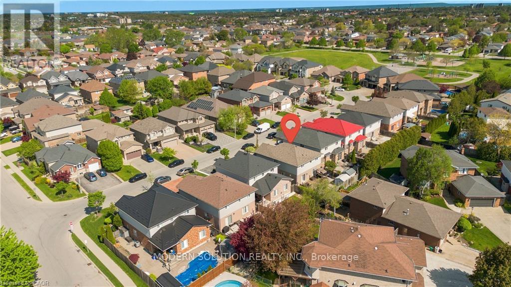 115 Erika Crescent, Hamilton, Ontario  L8W 3W2 - Photo 3 - X13169912