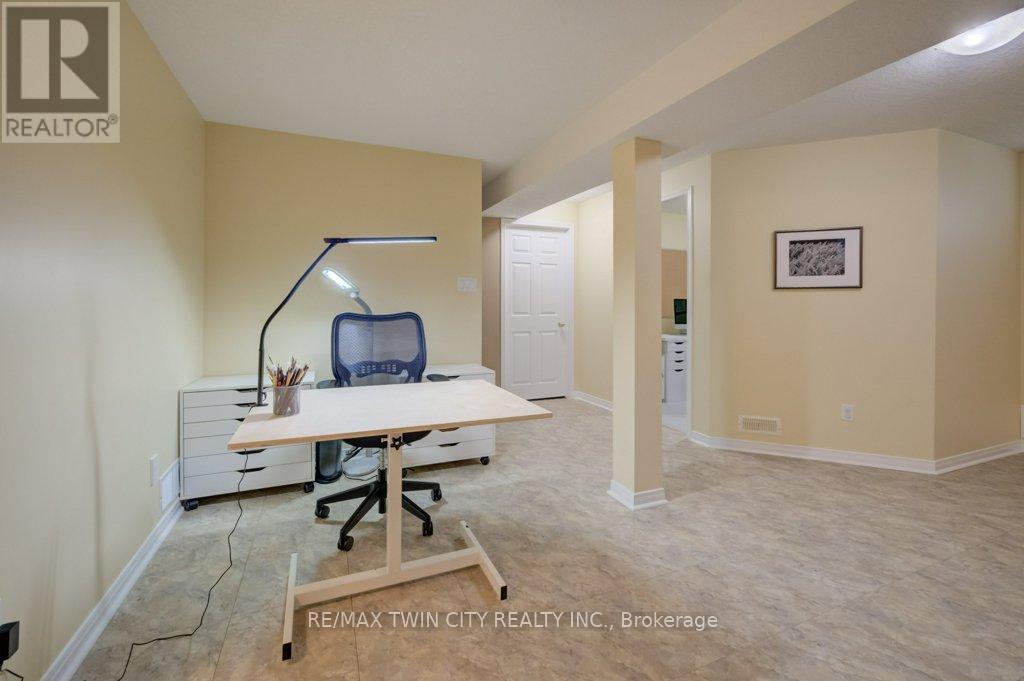 13 - 545 Laurelwood Drive, Waterloo, Ontario  N2V 2R4 - Photo 31 - X13169988