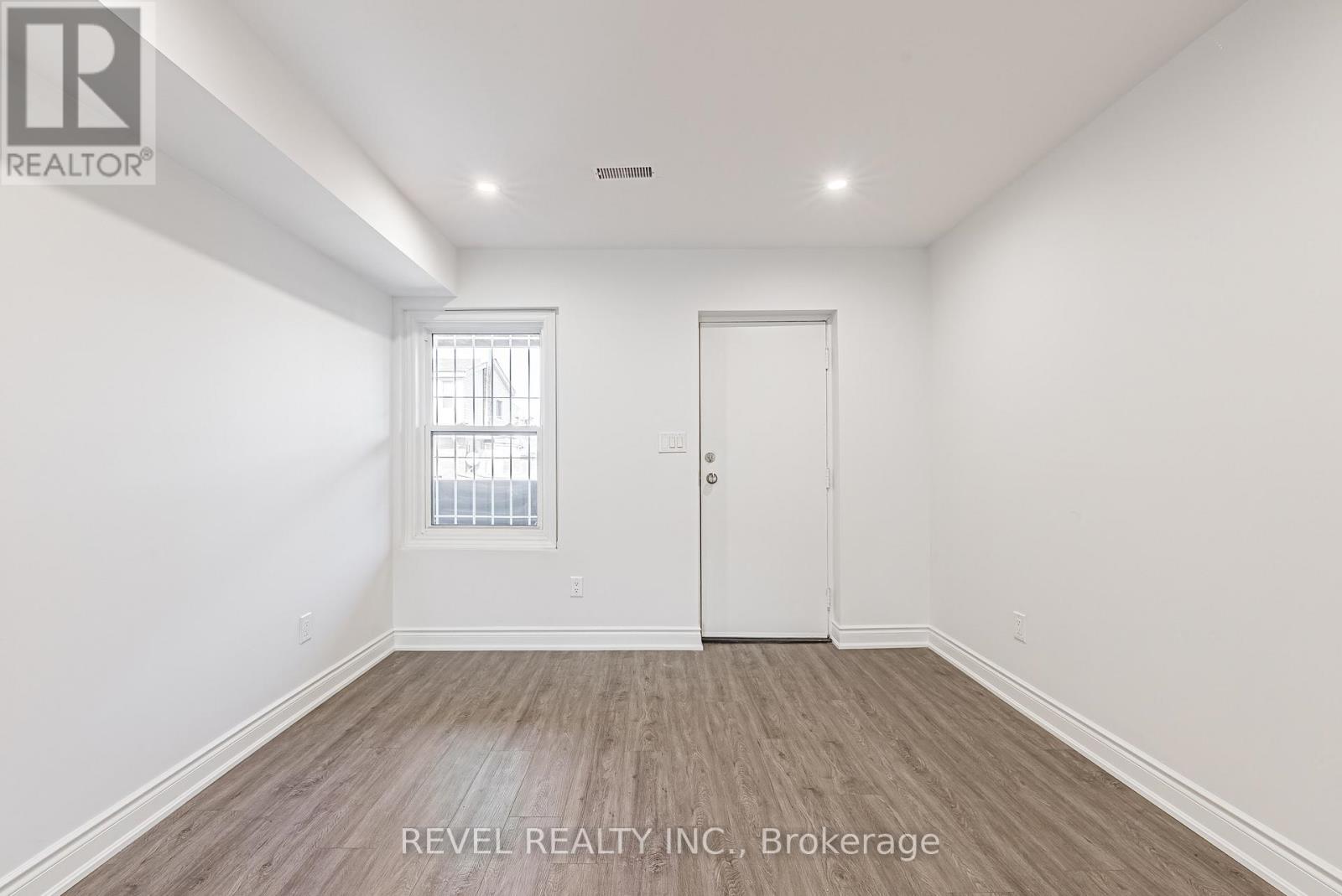 1127 Main Street E, Hamilton, Ontario  L8M 1P2 - Photo 28 - X13170056