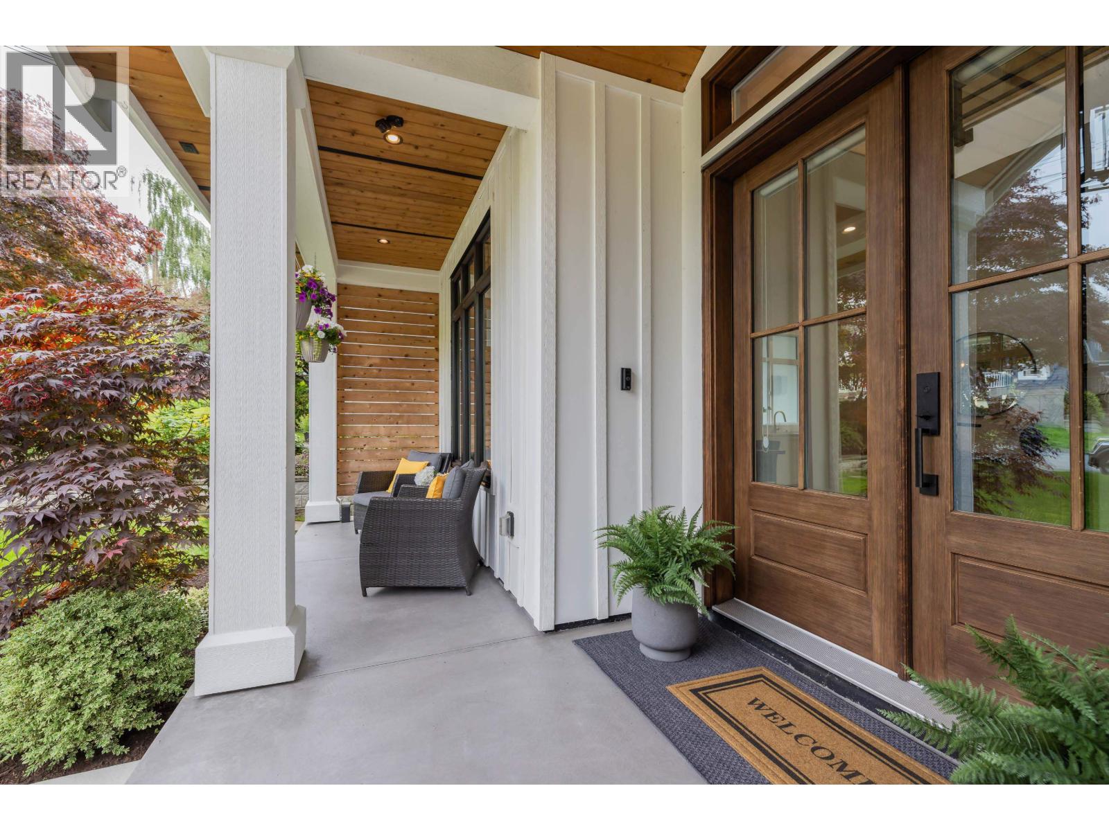 948 Poirier Street, Coquitlam, British Columbia  V3J 6C4 - Photo 4 - R3127318