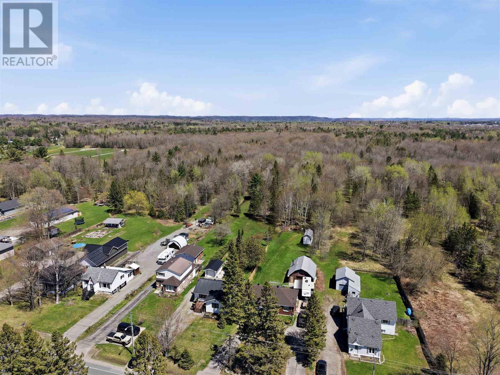 1452 Peoples Rd, Sault Ste. Marie, Ontario P6C 3W8 - Photo 45 - SM261140