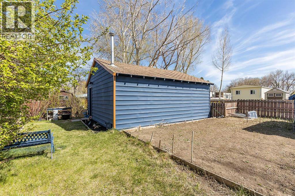 30, 4000 13 Avenue SE, Medicine Hat, Alberta  T1B 1J3 - Photo 36 - A2308764