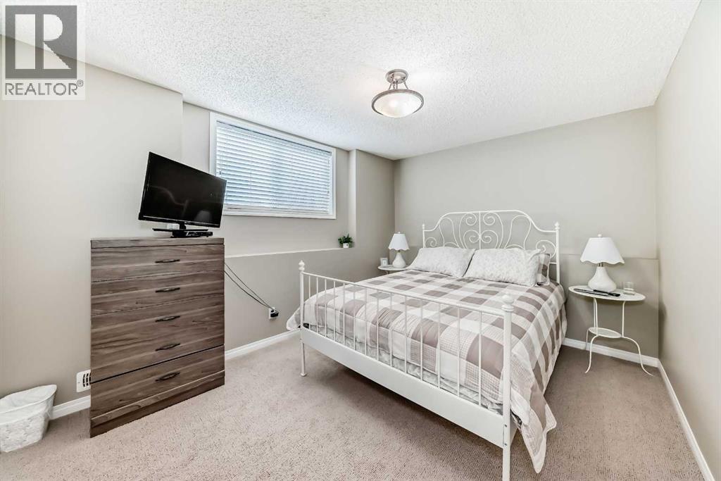 266 Fireside Place, Cochrane, Alberta  T4C 0R0 - Photo 22 - A2288921