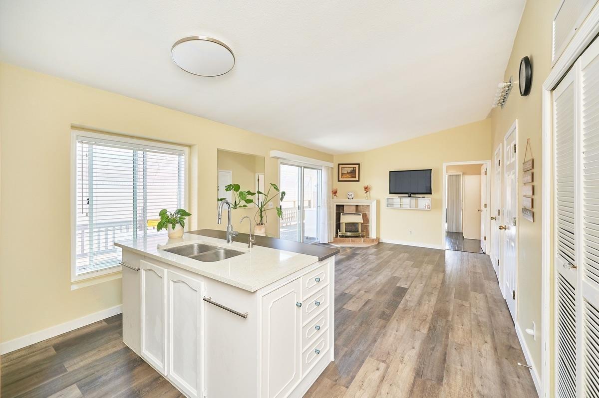 67 1400 164 Street, Surrey, British Columbia  V4A 8V8 - Photo 1 - R3127295