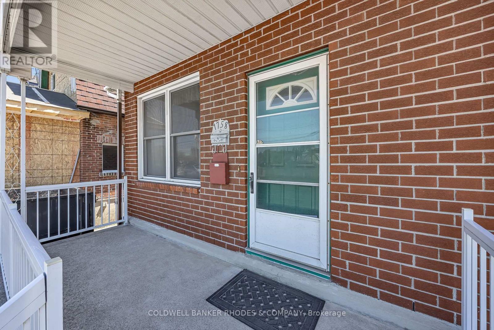 1758 Scott Street, Ottawa, Ontario  K1Y 2N6 - Photo 2 - X13170090
