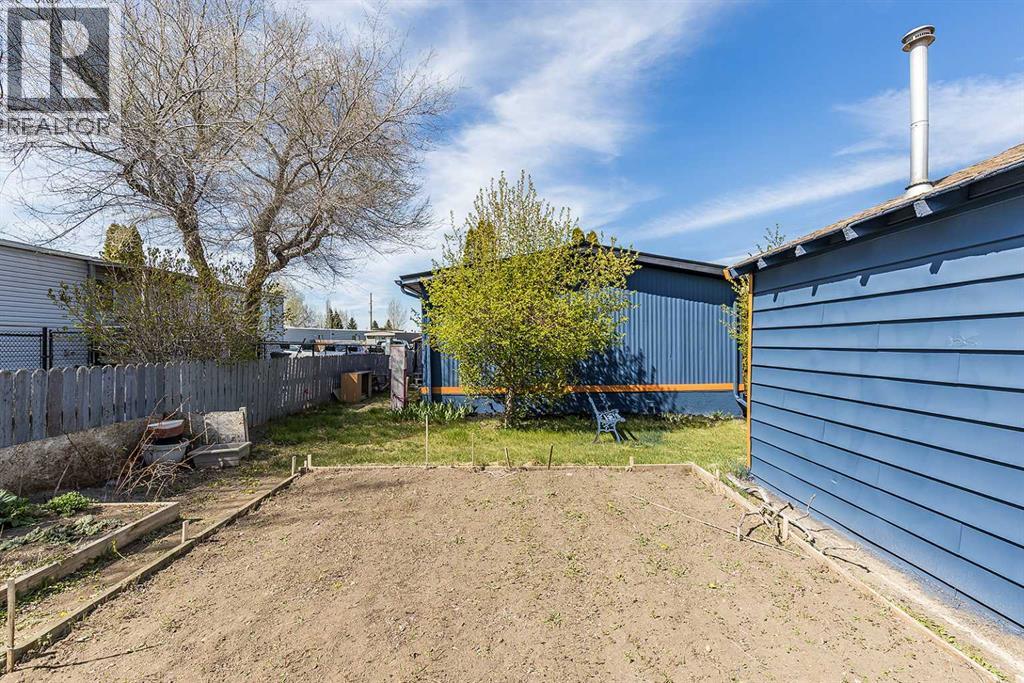 30, 4000 13 Avenue SE, Medicine Hat, Alberta  T1B 1J3 - Photo 37 - A2308764