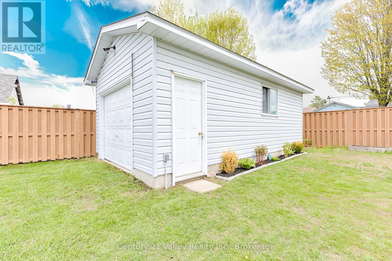 36 Mary Street, Petawawa, Ontario  K8H 1R9 - Photo 34 - X13170170
