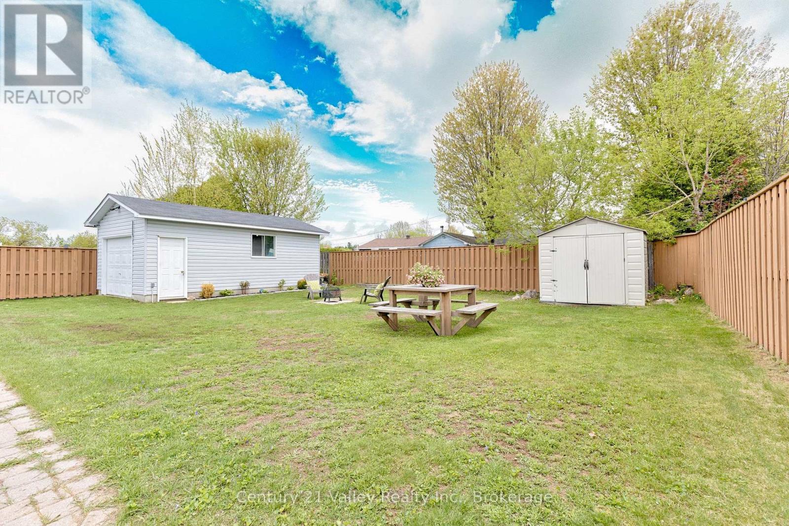 36 Mary Street, Petawawa, Ontario  K8H 1R9 - Photo 35 - X13170170